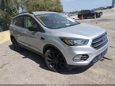 1FMCU0GD8KU****** 2019 Ford Escape