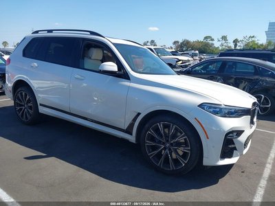 5UXCX6C01N9****** 2022 BMW X7