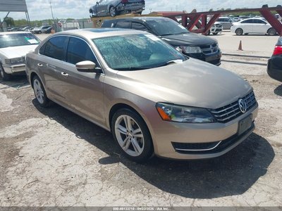 1VWBV7A33FC****** 2015 Volkswagen Passat