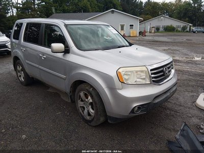 5FNYF4H52FB****** 2015 Honda Pilot