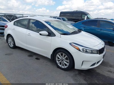 3KPFL4A77HE****** 2017 Kia Forte