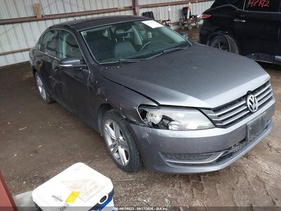 1VWBS7A37EC****** 2014 Volkswagen Passat