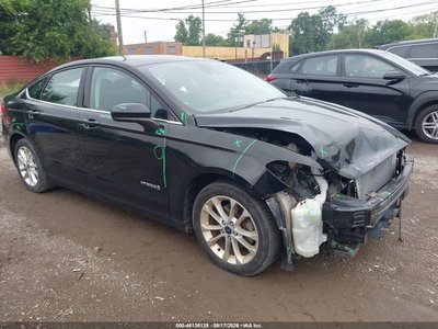 3FA6P0LU9KR****** 2019 Ford Fusion Hybrid