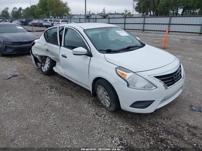 3N1CN7AP6GL****** 2016 Nissan Versa