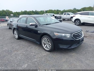 2016 Ford Taurus