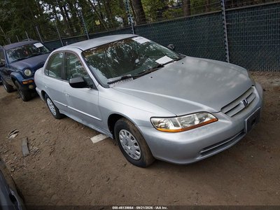 1HGCF86662A****** 2002 Honda Accord