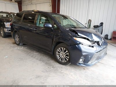 5TDYZ3DC8KS****** 2019 Toyota Sienna