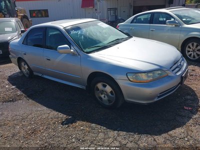 1HGCG165X1A****** 2001 Honda Accord