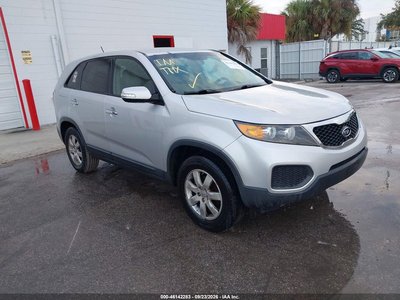 5XYKT3A15DG****** 2013 Kia Sorento