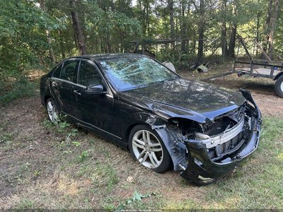 WDDGF4HB7DR****** 2013 Mercedes-Benz C-Class