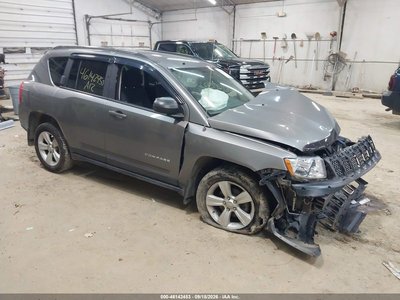 1C4NJDEB6CD****** 2012 Jeep Compass