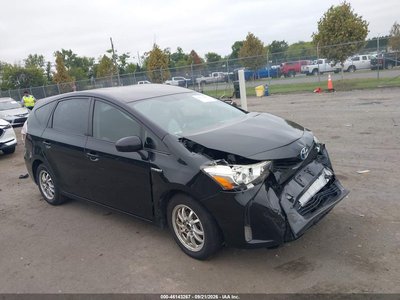 JTDZN3EU9GJ****** 2016 Toyota Prius V