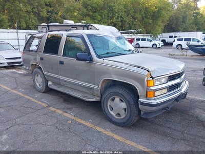 1GNEK13R7XJ****** 1999 Chevrolet Tahoe