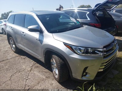 5TDDGRFH9KS****** 2019 Toyota Highlander Hybrid