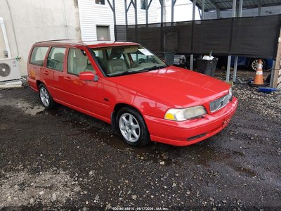 YV1LW5538W2****** 1998 Volvo V70