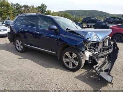5TDDK3EH7DS****** 2013 Toyota Highlander