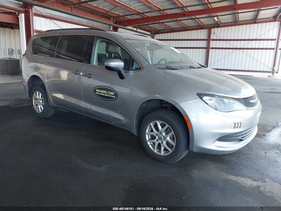 2C4RC1DGXLR****** 2020 Chrysler Voyager