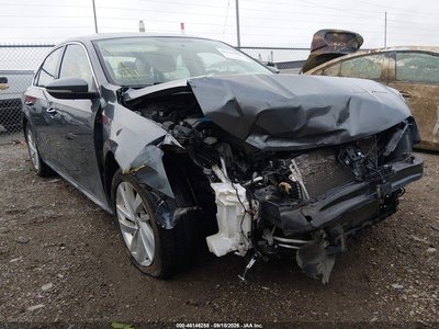 1VWBA7A32JC****** 2018 Volkswagen Passat