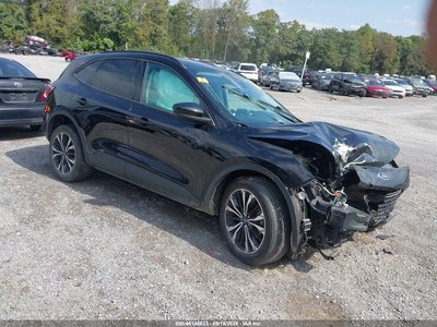 1FMCU9H93NU****** 2022 Ford Escape