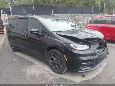 2C4RC1S7XMR****** 2021 Chrysler Pacifica