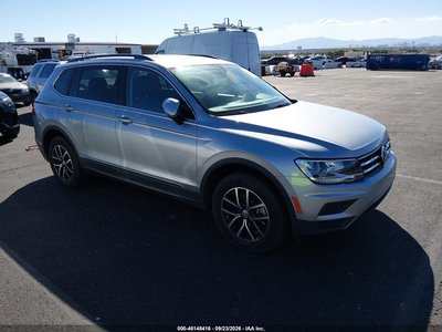 3VV3B7AXXMM****** 2021 Volkswagen Tiguan