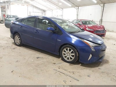 JTDKARFU8G3****** 2016 Toyota Prius