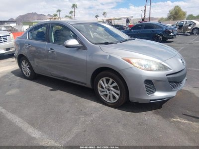 JM1BL1V76C1****** 2012 Mazda 3
