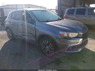 JA4AP3AW1HZ****** 2017 Mitsubishi Outlander