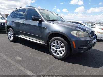 5UXZV4C5XBL****** 2011 BMW X5