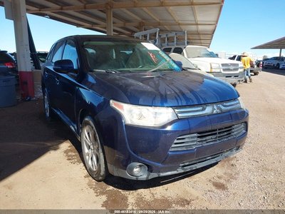 JA4AD3A39EZ****** 2014 Mitsubishi Outlander