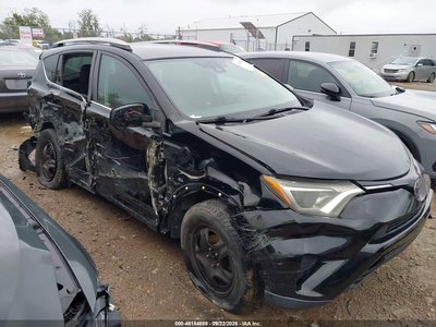2T3ZFREVXHW****** 2017 Toyota RAV4