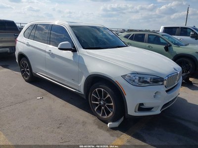 5UXKR0C59G0****** 2016 BMW X5
