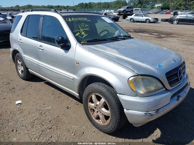 4JGAB54E2XA****** 1999 Mercedes-Benz Ml 320