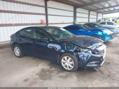 3MZBN1U75JM****** 2018 Mazda 3