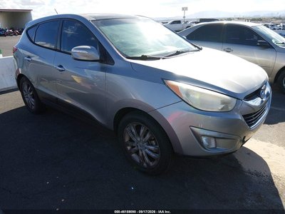 KM8JU3AC2DU****** 2013 Hyundai Tucson