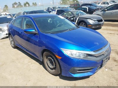 2HGFC2F58JH****** 2018 Honda Civic
