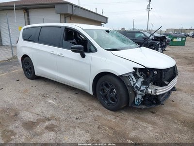 2C4RC1S79RR****** 2024 Chrysler Pacifica Hybrid