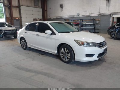 1HGCR2F33EA****** 2014 Honda Accord