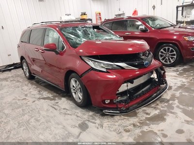 5TDZSKFC1SS****** 2025 Toyota Sienna Hybrid