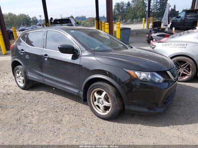 JN1BJ1CP3JW****** 2018 Nissan Rogue Sport