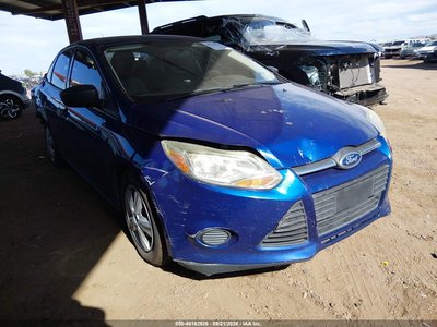 1FAHP3E29CL****** 2012 Ford Focus