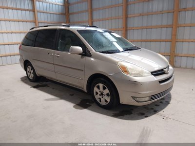 2004 Toyota Sienna