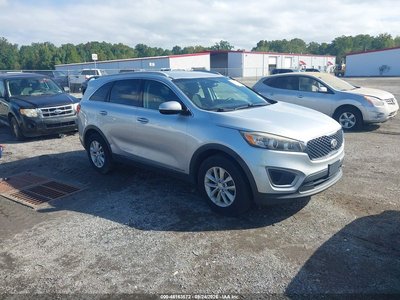 5XYPGDA50GG****** 2016 Kia Sorento