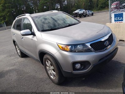 5XYKT3A63CG****** 2012 Kia Sorento