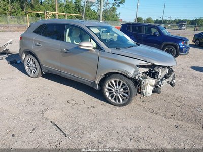5LMCJ1A95FU****** 2015 Lincoln MKC