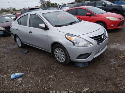 3N1CN7APXHL****** 2017 Nissan Versa