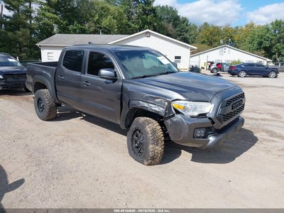 3TMCZ5AN7HM****** 2017 Toyota Tacoma