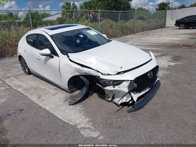 JM1BPALLXM1****** 2021 Mazda 3