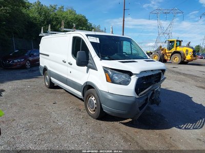 1FTYE1YM2GK****** 2016 Ford Transit-150