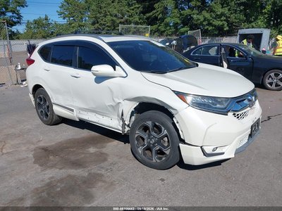 2HKRW2H91HH****** 2017 Honda CR-V